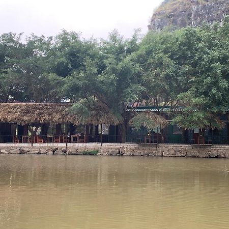 Lake Retreat Ninh Bình Exteriör bild