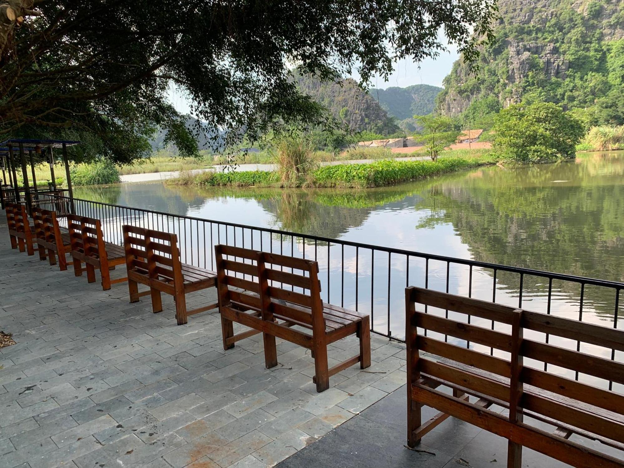 Lake Retreat Ninh Bình Exteriör bild